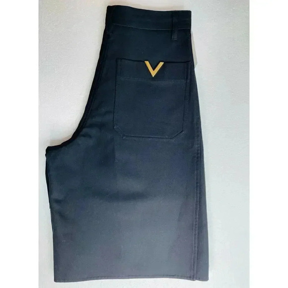 Valentino Garavani Womens V detail Bermuda Black Shorts size 38 New - Picture 6 of 12